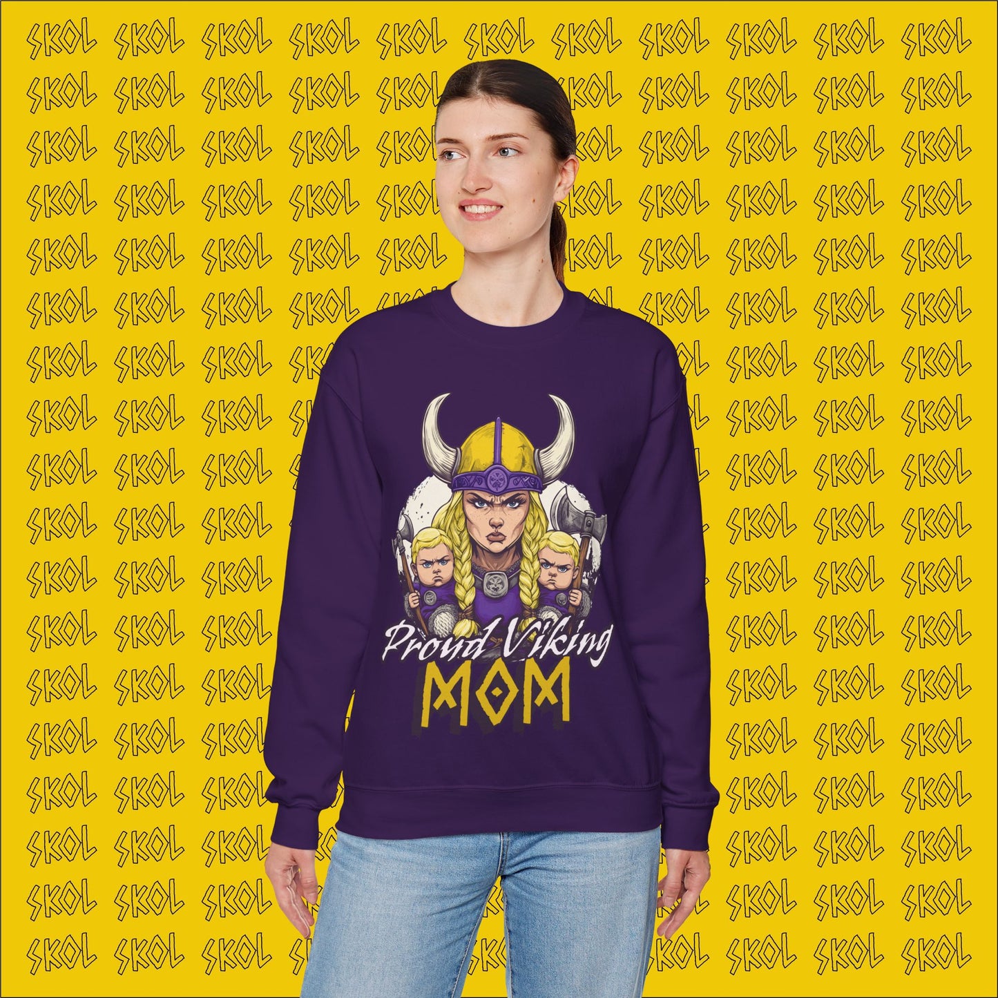 Proud Viking Mom Unisex Heavy Blend™ Crewneck Sweatshirt