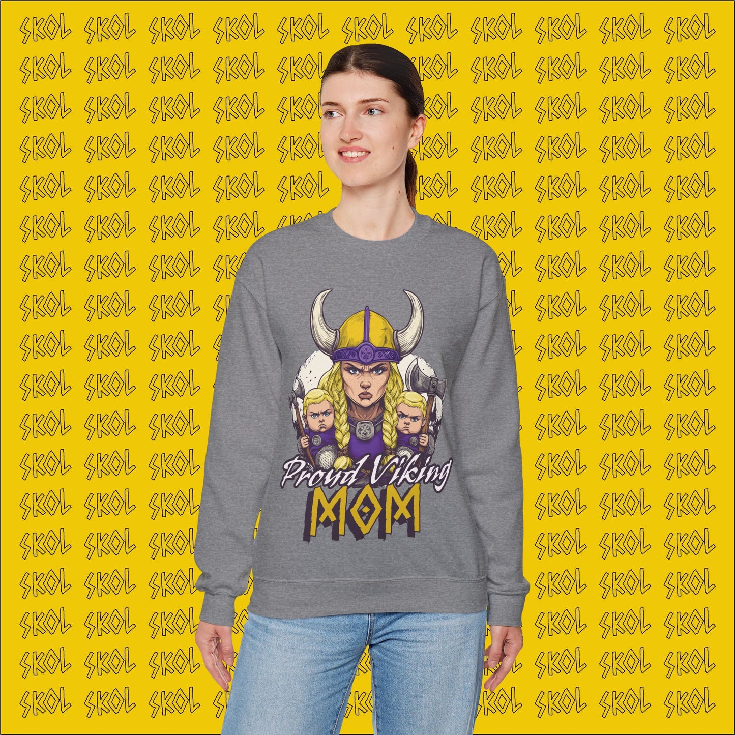 Proud Viking Mom Unisex Heavy Blend™ Crewneck Sweatshirt